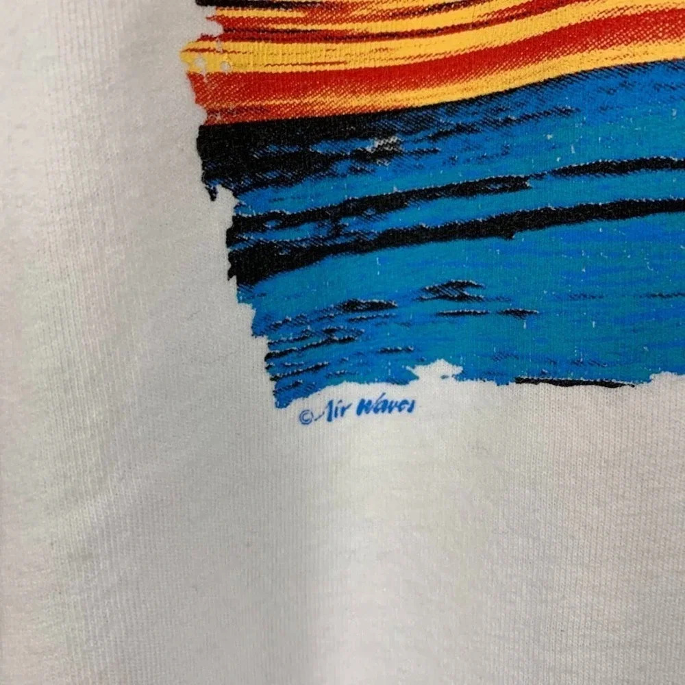 Vintage Fruit of the Loom Airwaves Woodie Car Beach Scene T-Shirt Men's XL